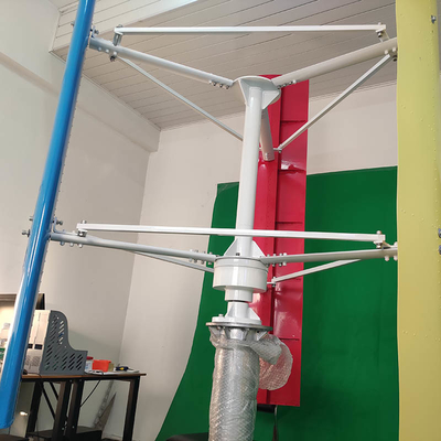 5KW 10kw κάθετη εξάρτηση γεννητριών αέρα ανεμοστροβίλων IP54 κάθετη με το σύστημα αιολικής ενέργειας