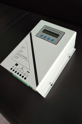 υβριδικός ελεγκτής Mppt επίδειξης ελεγκτών LCD δαπανών αέρα 24V 48V 1000W MPPT